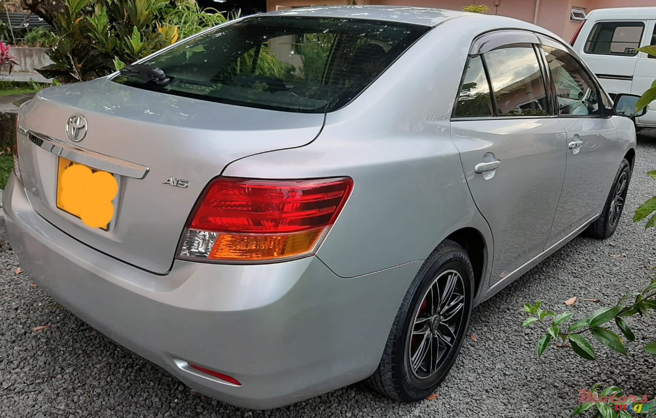 2007' Toyota Allion photo #4