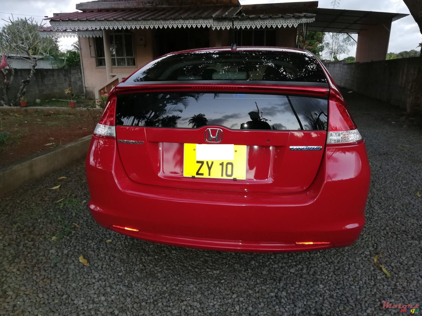 2010' Honda Insight photo #5