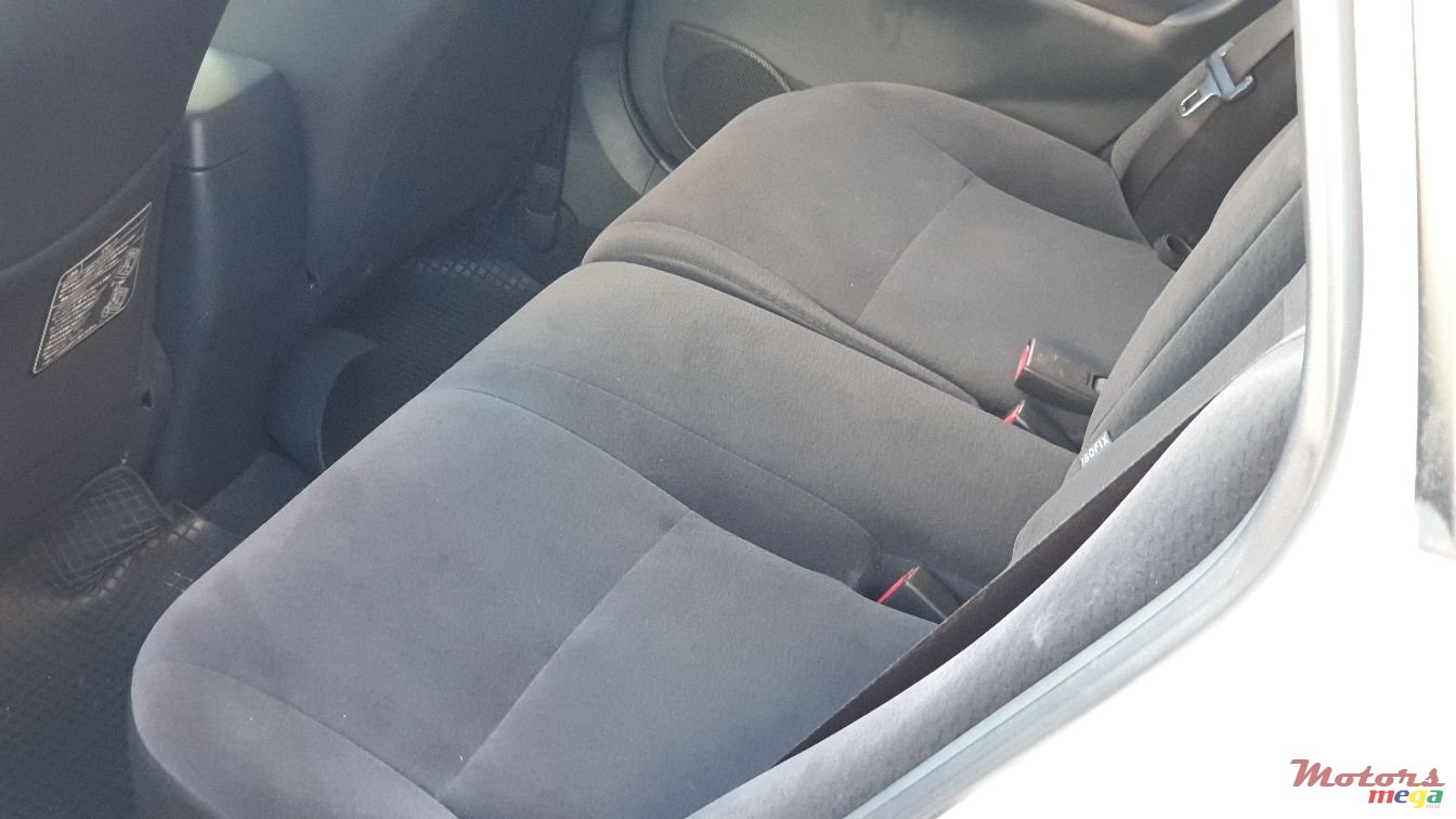 2010' Toyota Fielder photo #5