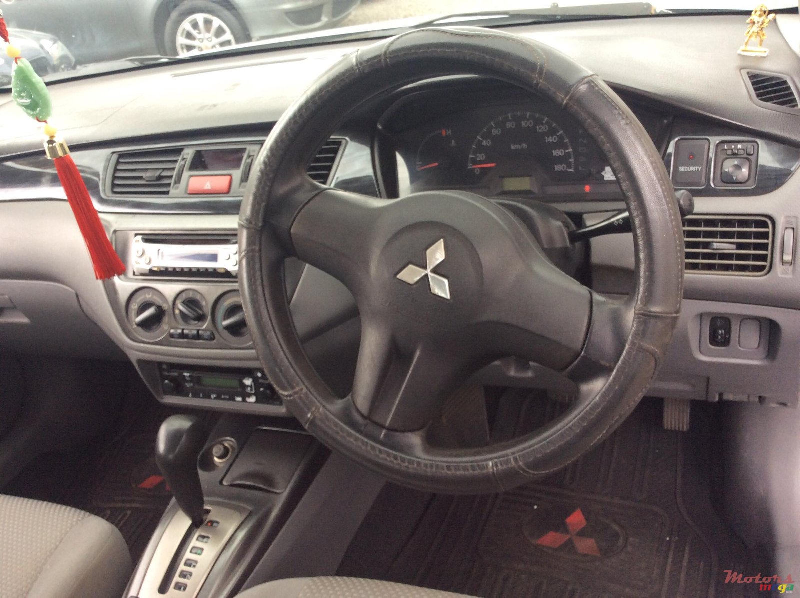 2007' Mitsubishi Lancer photo #6