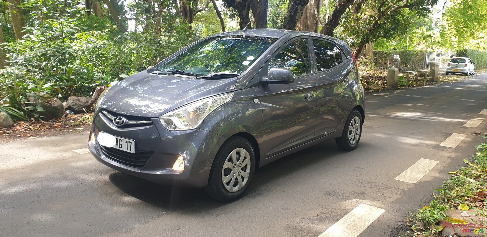 2017' Hyundai i10 photo #2