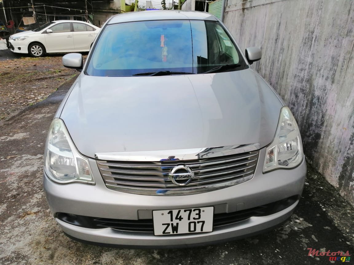 2007' Nissan Bluebird Sulphy photo #3