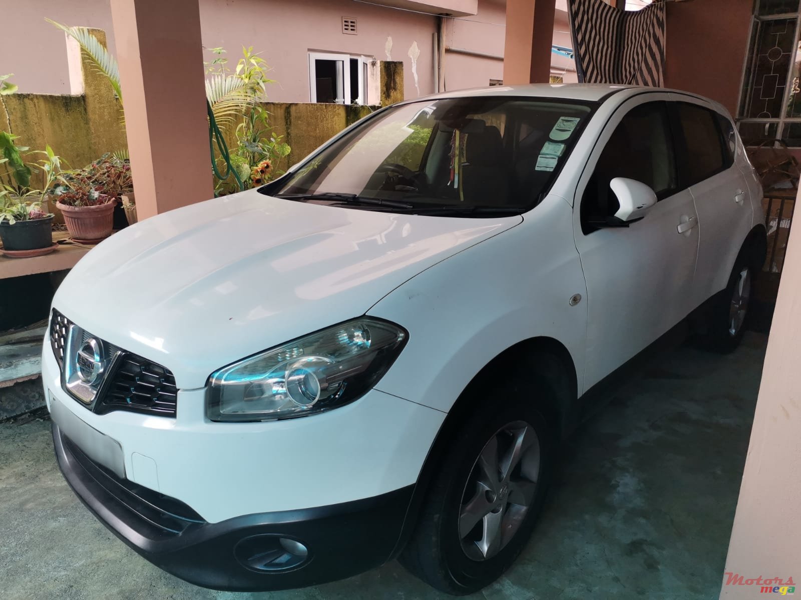 2013' Nissan Qashqai photo #2