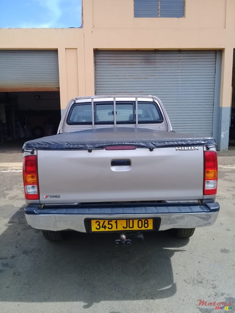 2008' Toyota Hilux photo #1