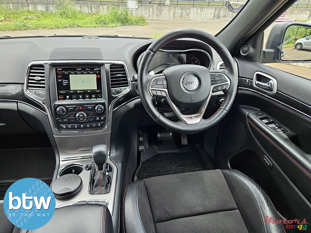 2020' Jeep Grand Cherokee V6 TRAILHAWK photo #5