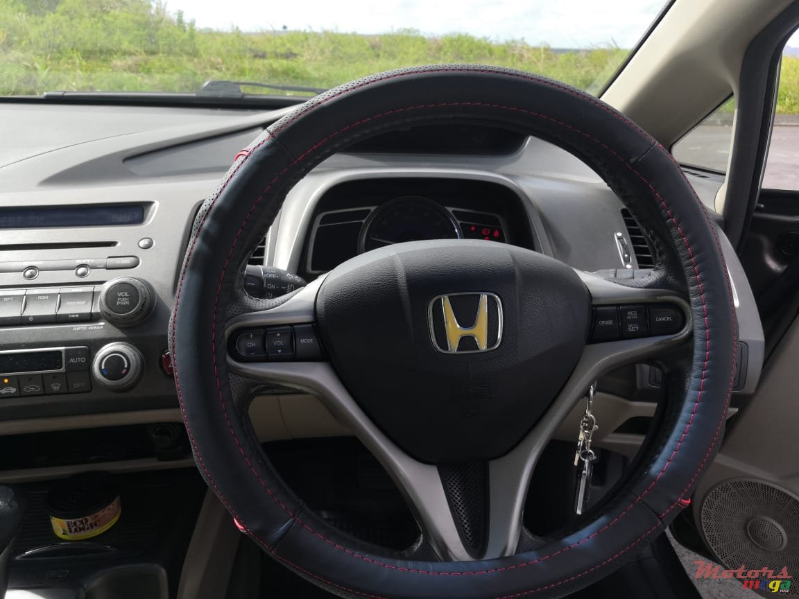 2008' Honda Civic Vxi photo #3