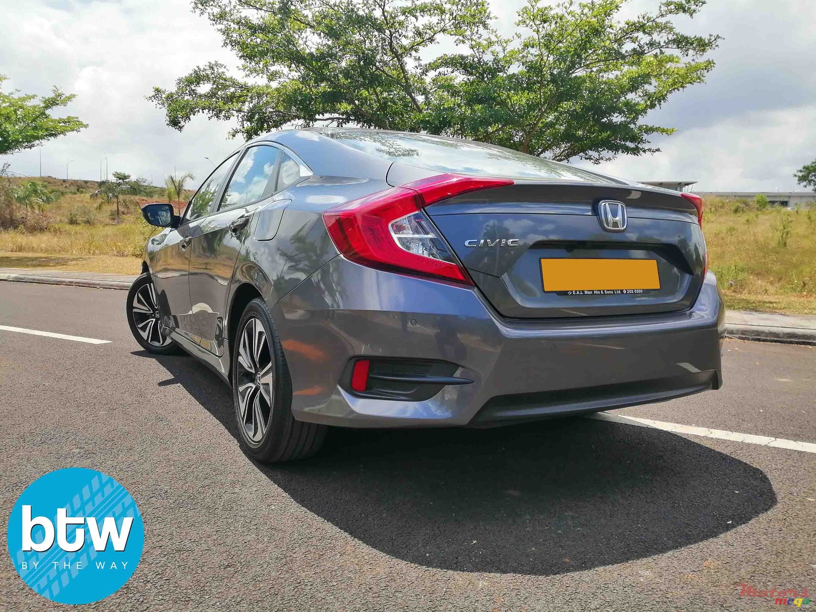 2017' Honda Civic 1.6 photo #2