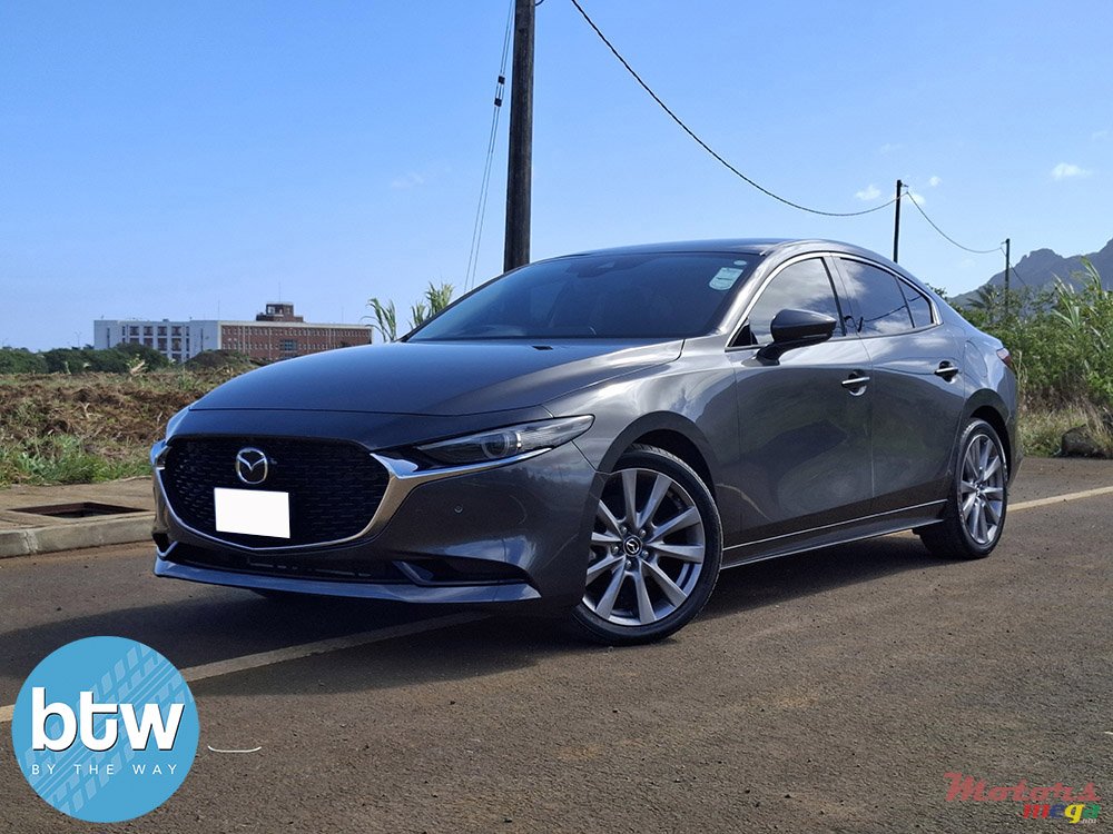 2021' Mazda 3 Skyactiv photo #2