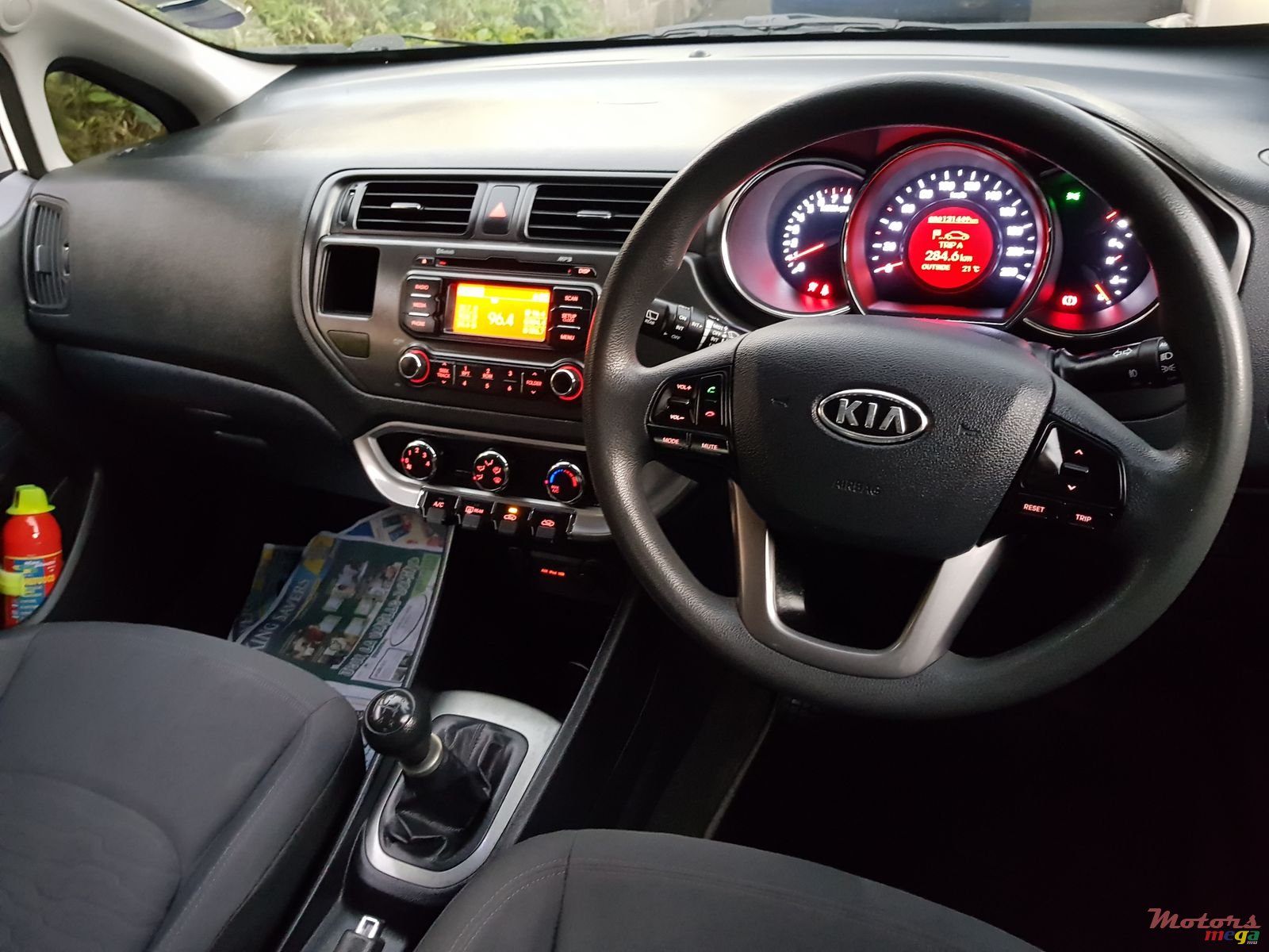 2012' Kia Rio photo #2