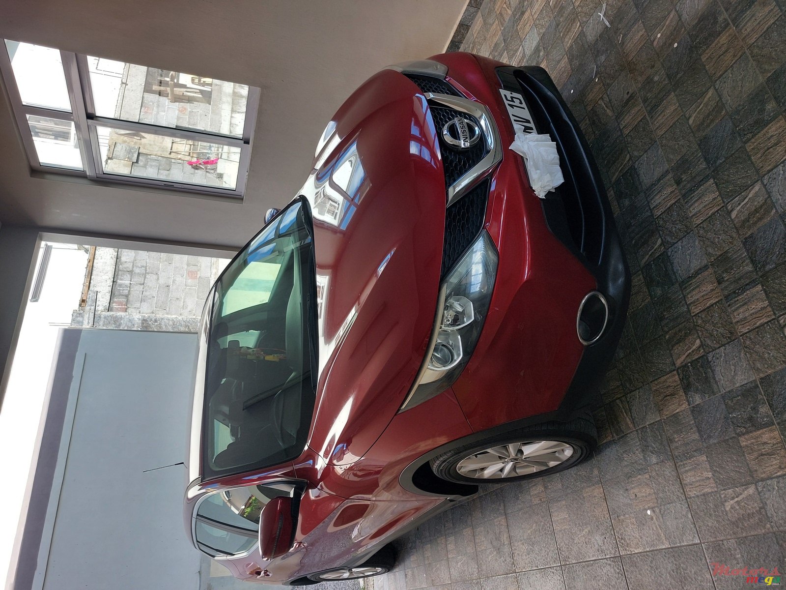 2015' Nissan Qashqai+2 photo #2