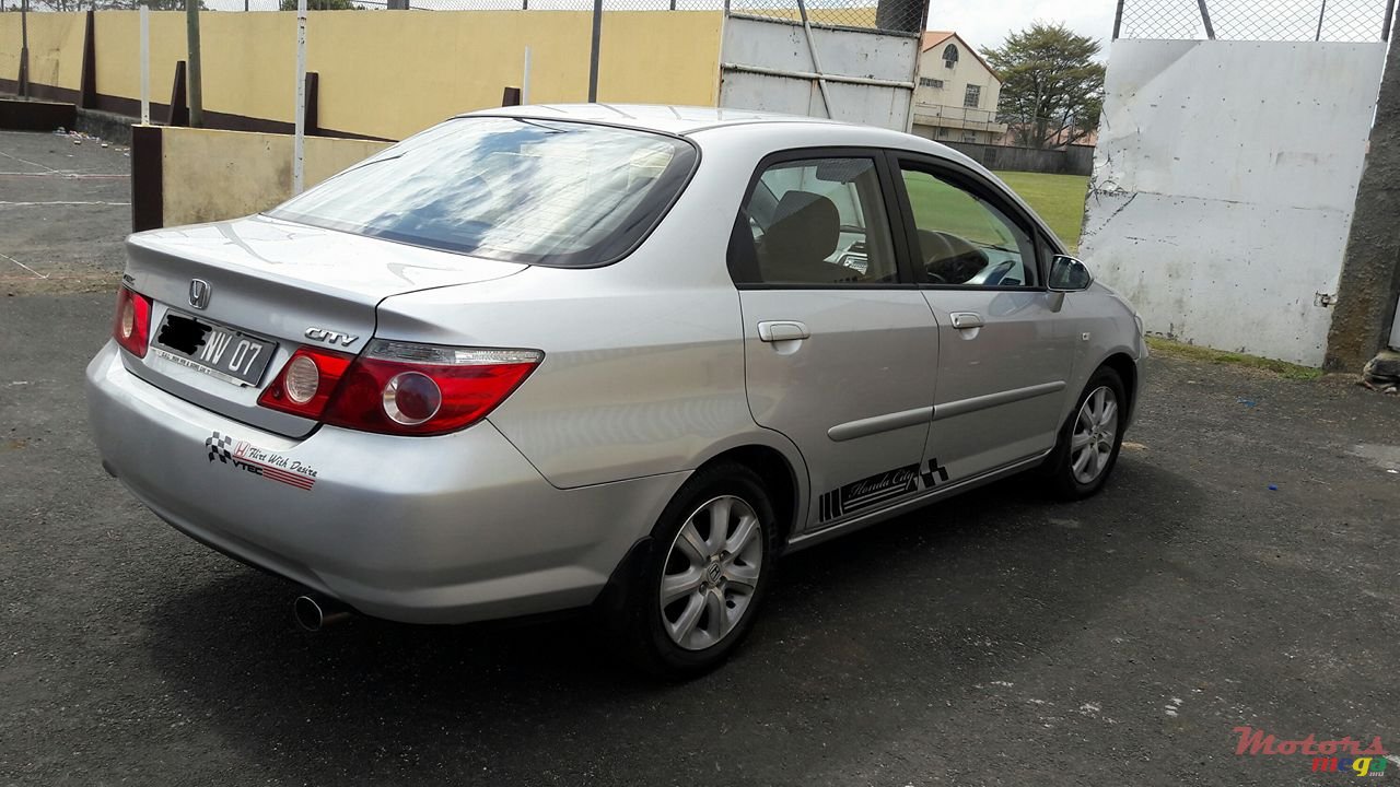 2007' Honda City photo #4