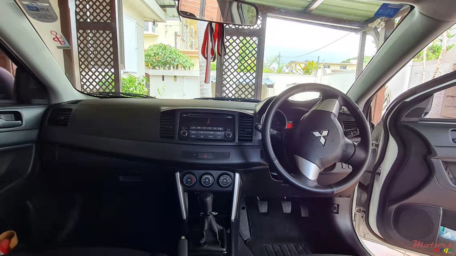 2017' Mitsubishi Lancer photo #4