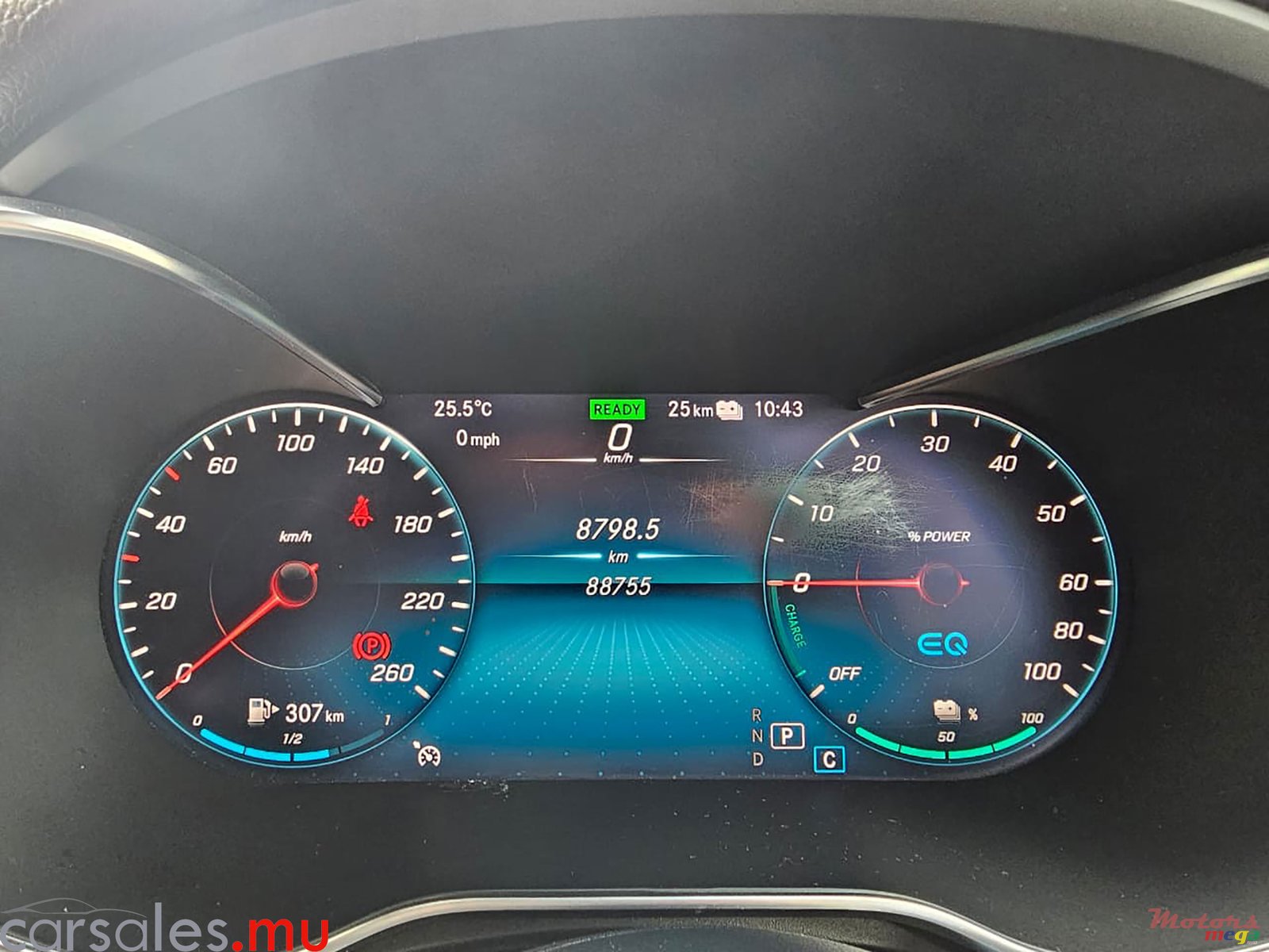 2020' Mercedes-Benz GLC 300e 4matic Avantgarde 2.0 photo #7