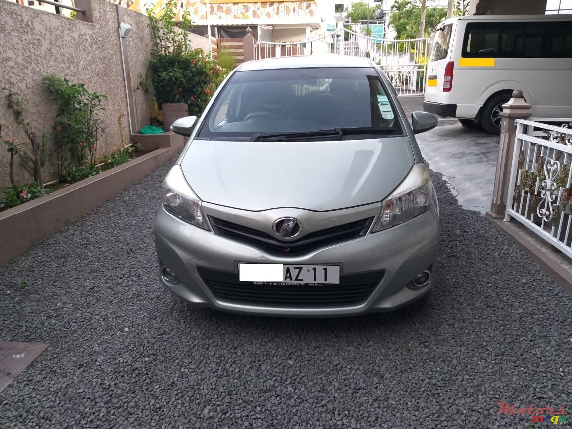 2011' Toyota Vitz photo #1