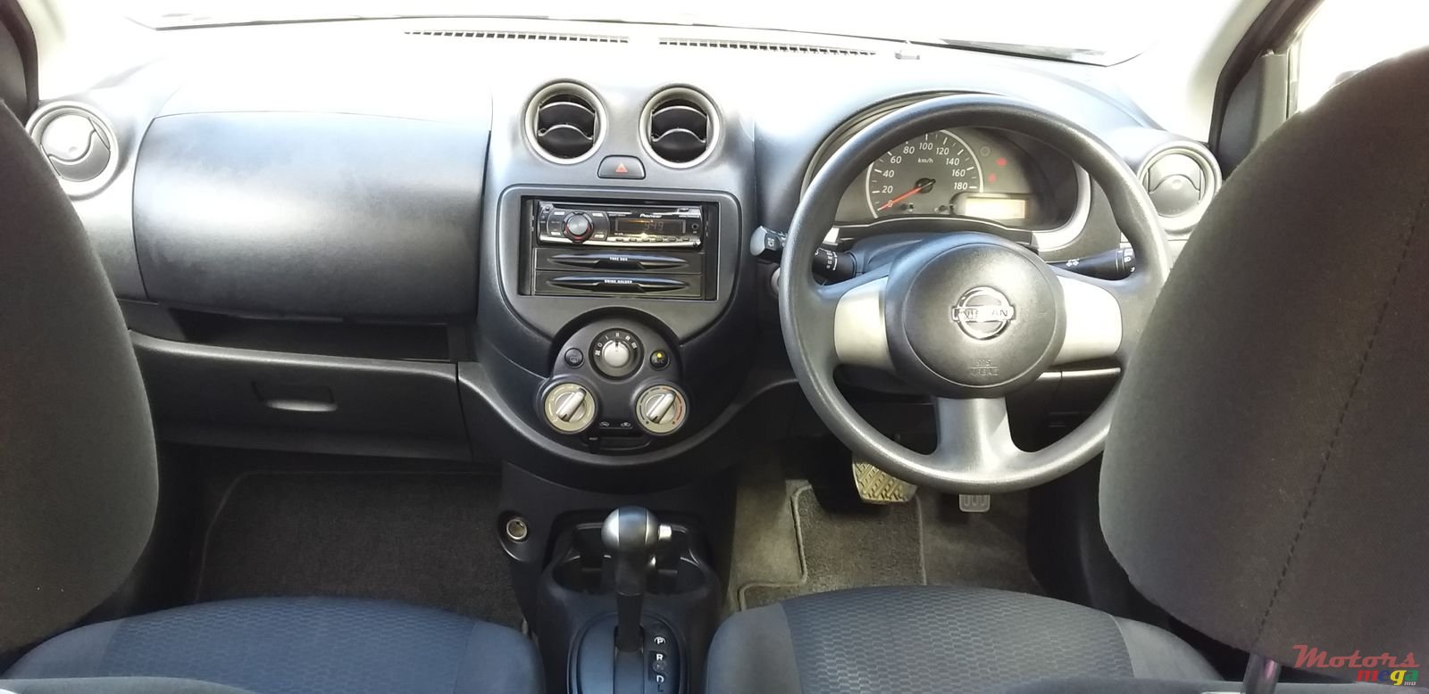 2013' Nissan March photo #3