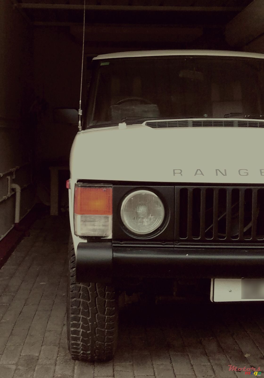 1993' Land Rover Range Rover Classic photo #1