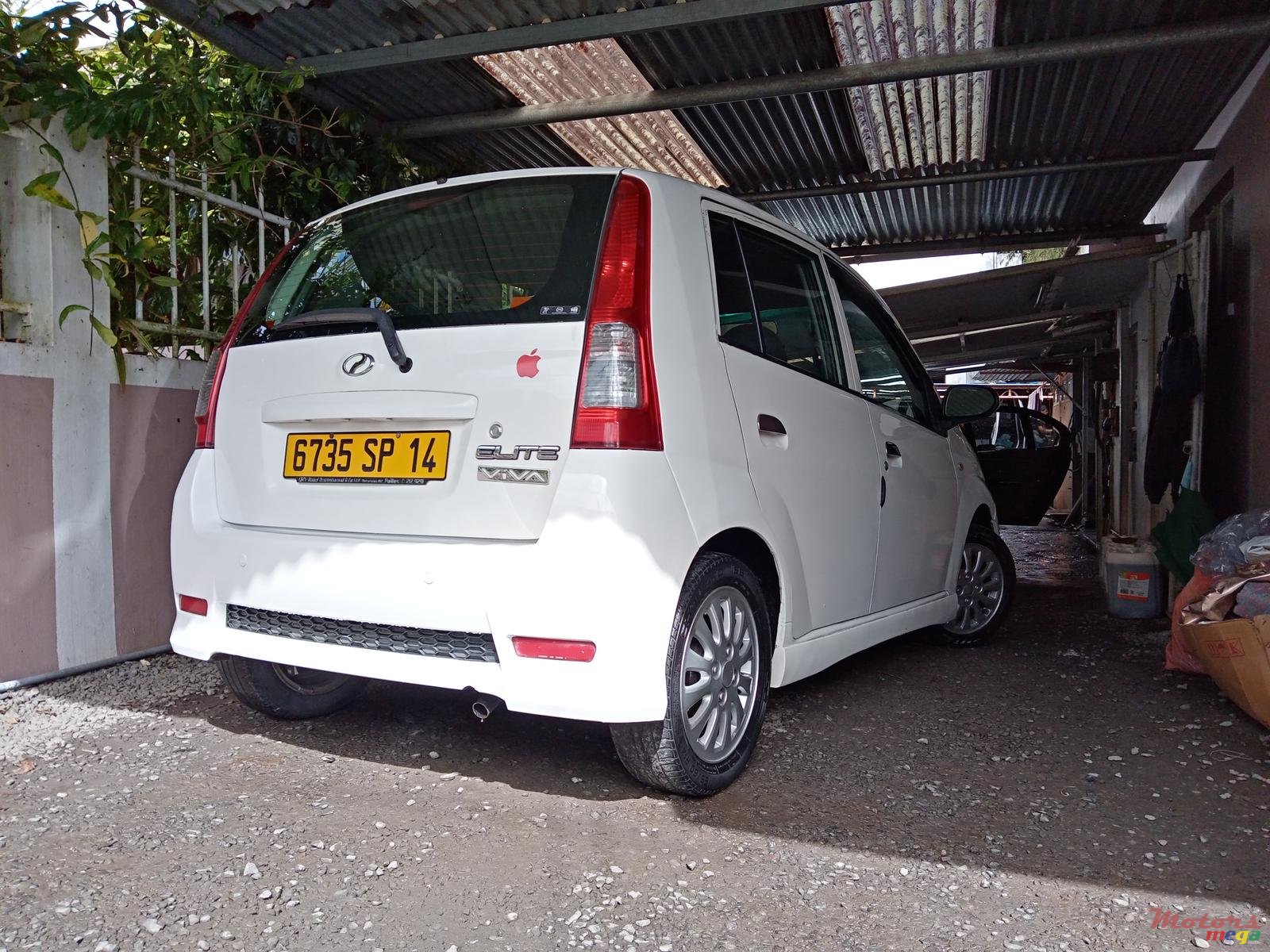 2014' Perodua Elite Automatic photo #2