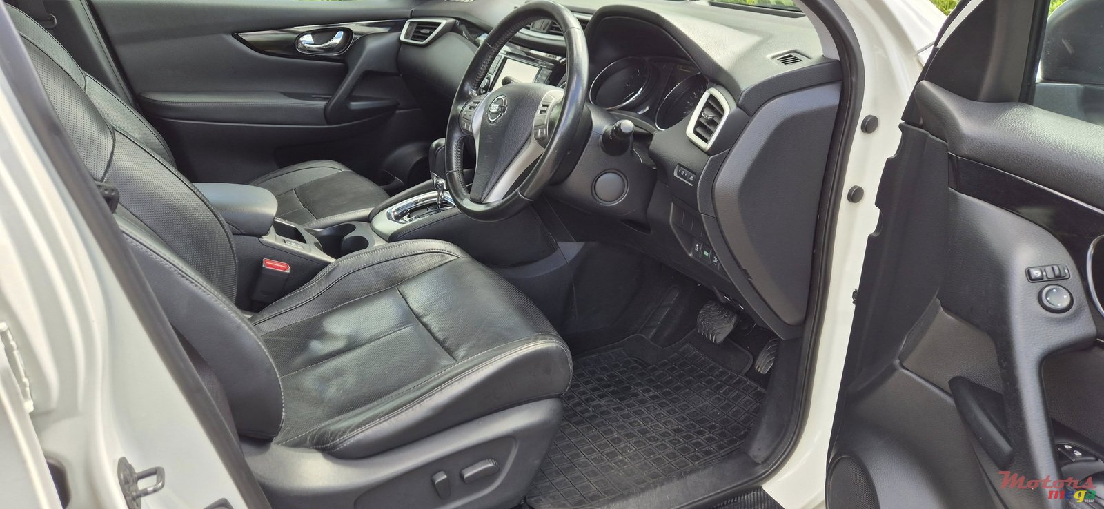 2015' Nissan Qashqai photo #4