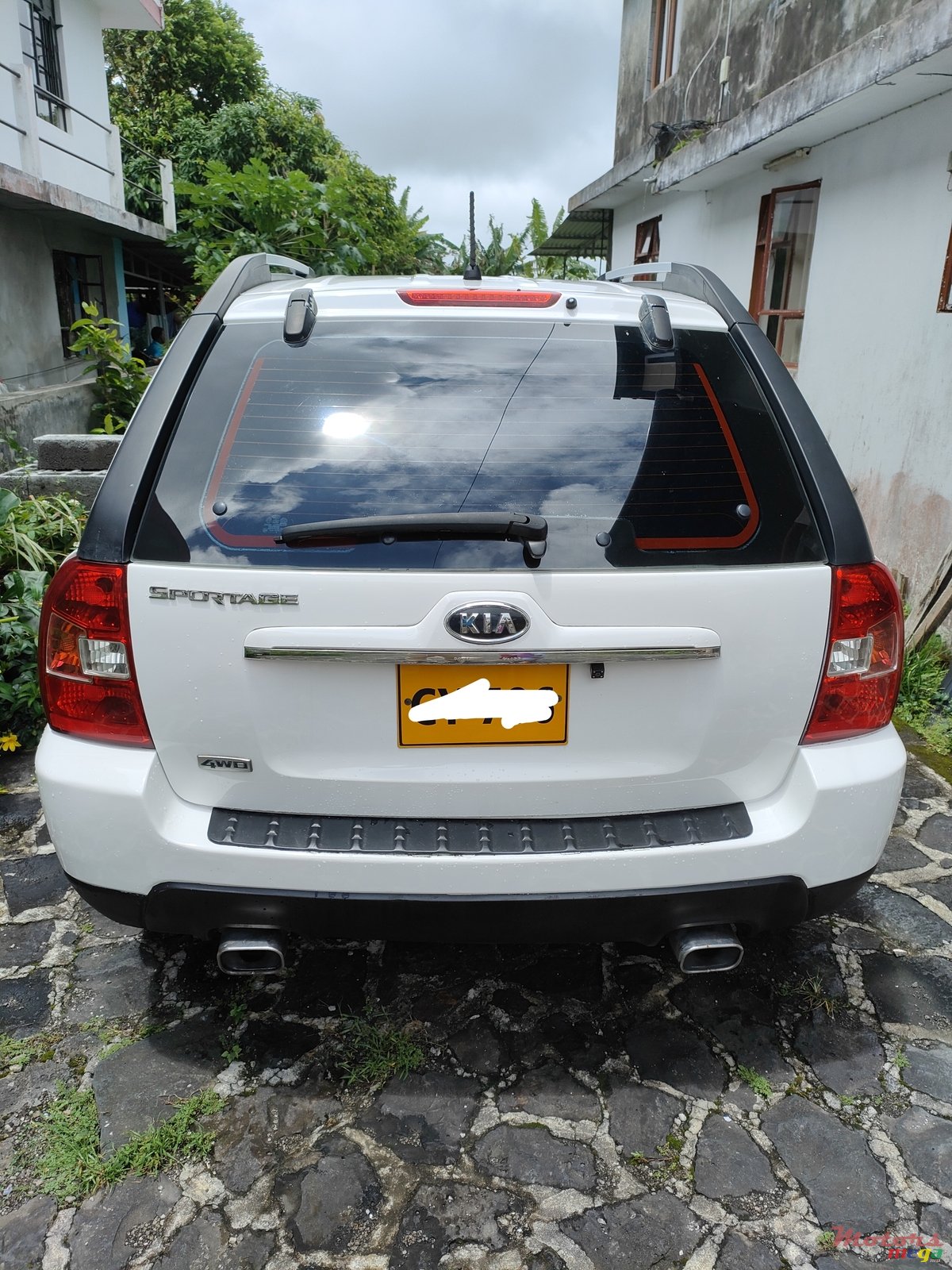 2010' Kia Sportage photo #2