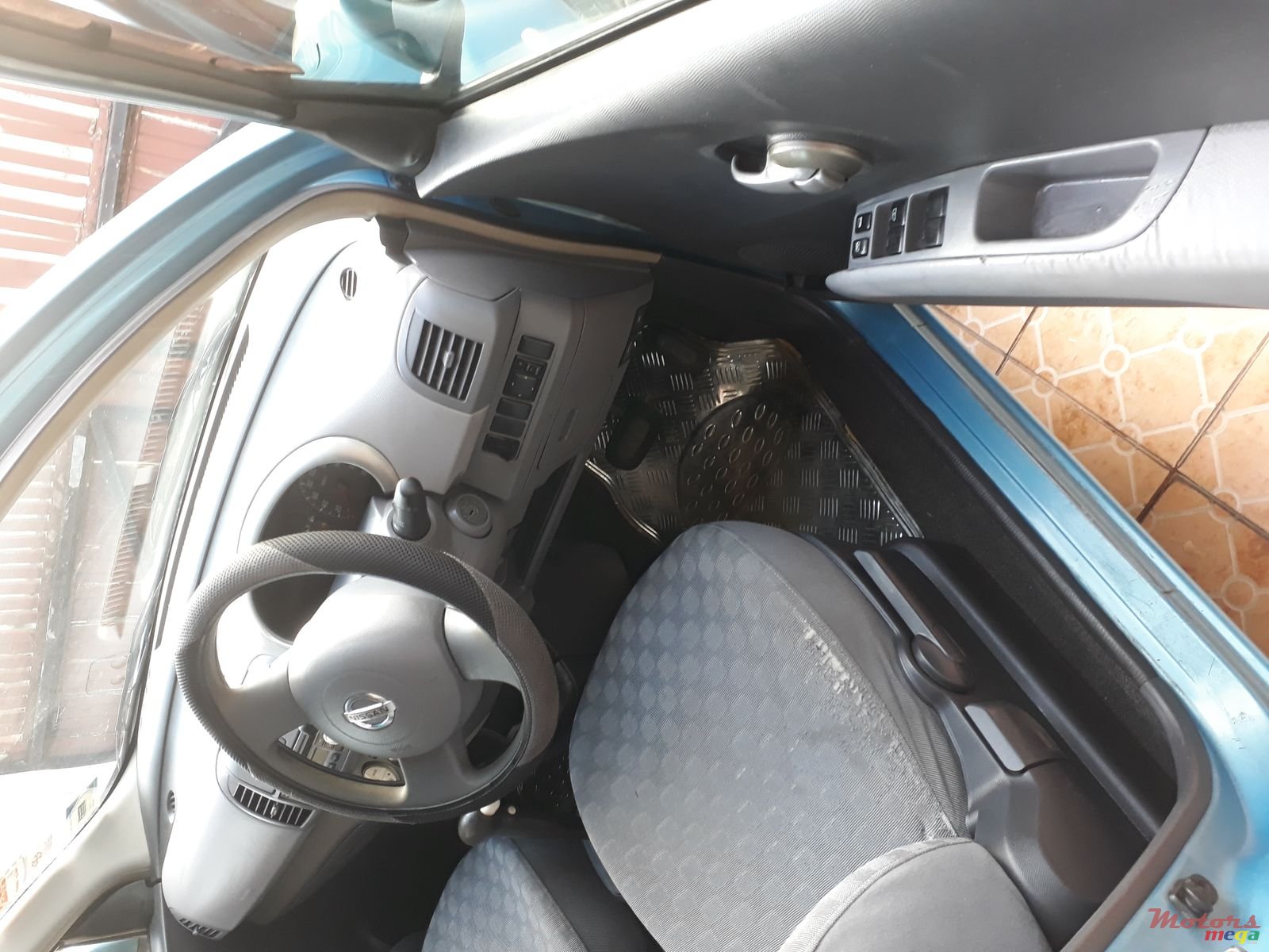 2004' Nissan March photo #5