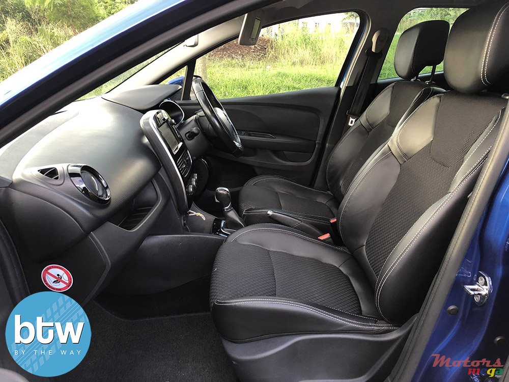 2019' Renault Clio photo #5