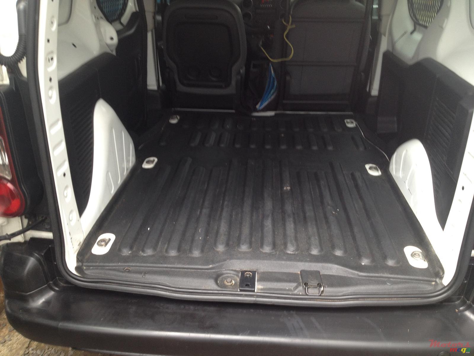 2015' Citroen Berlingo photo #5