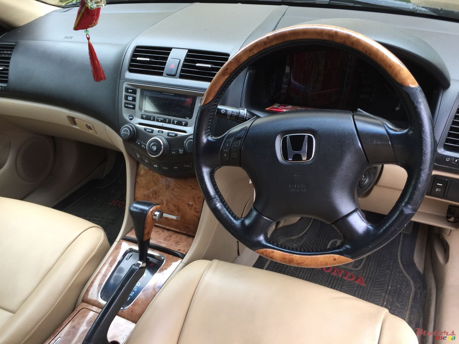 2004' Honda Accord 2.4 photo #2