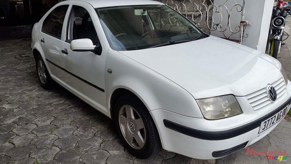 2000' Volkswagen photo #1