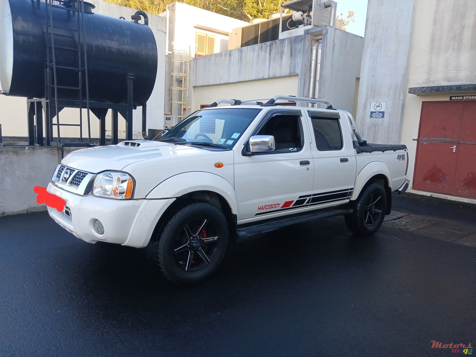 2018' Nissan photo #1