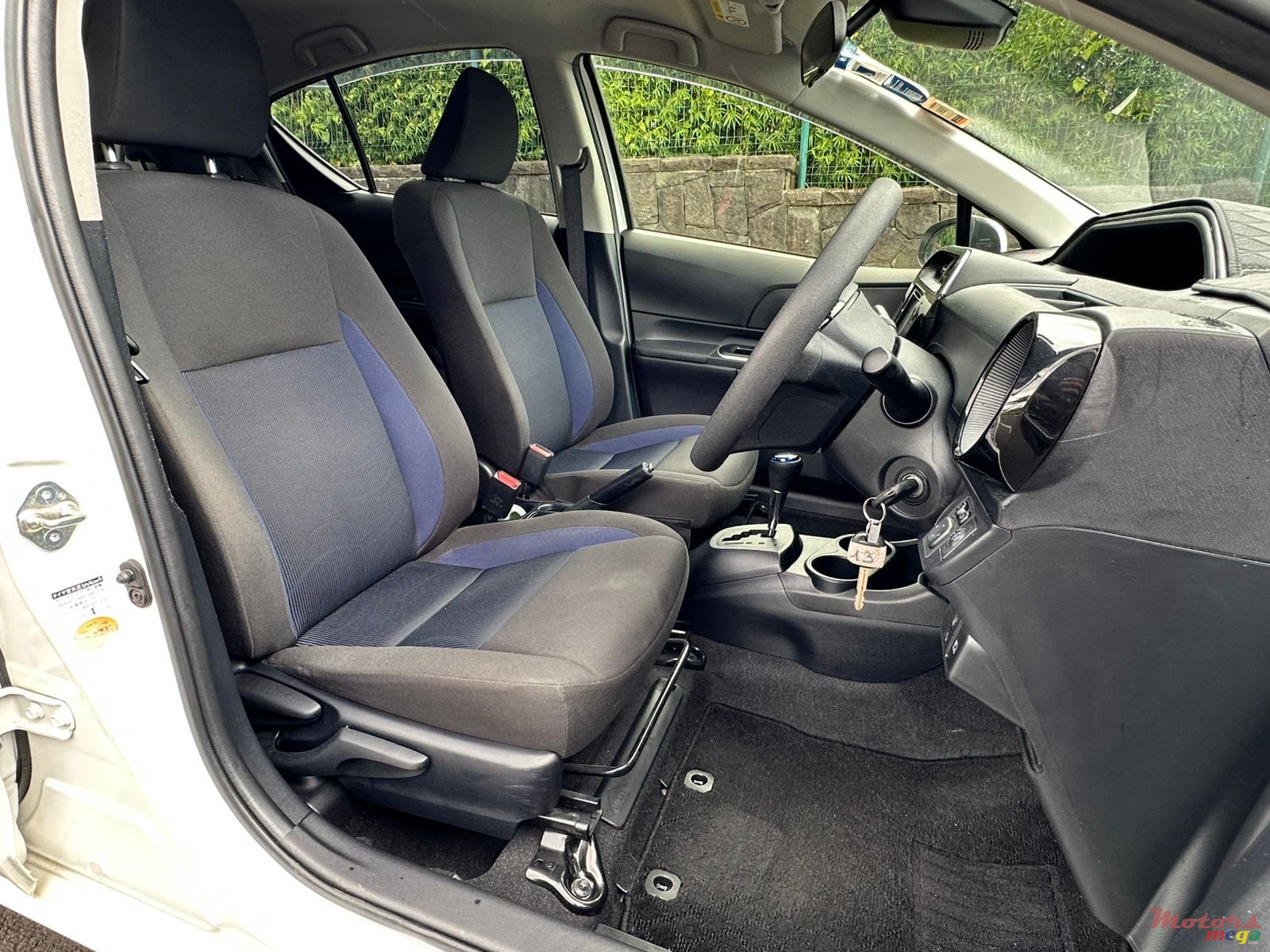 2018' Toyota Aqua photo #6