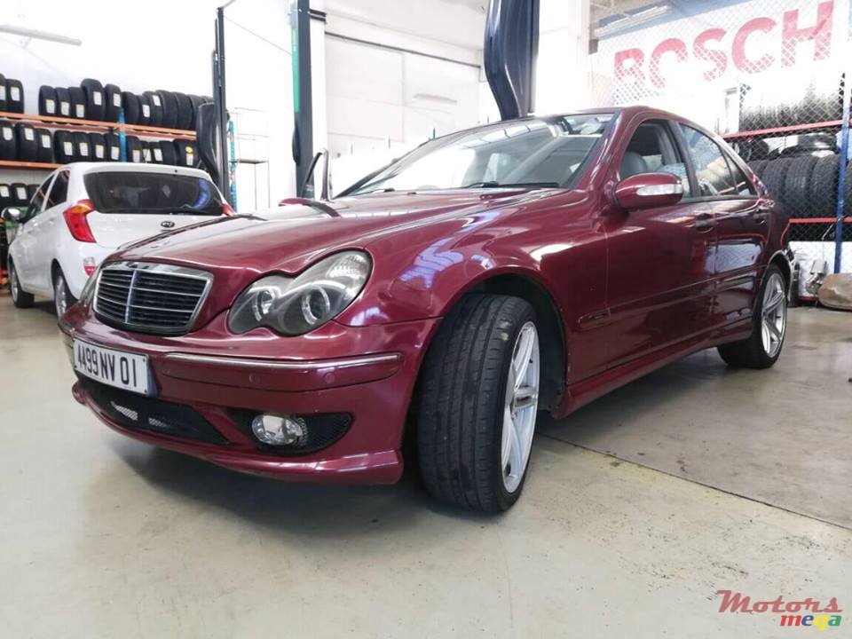 2001' Mercedes-Benz C220 photo #2