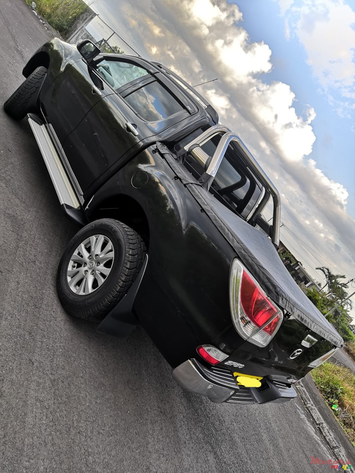 2015' Mazda BT-50 Automatic 4x4 3.2 photo #3