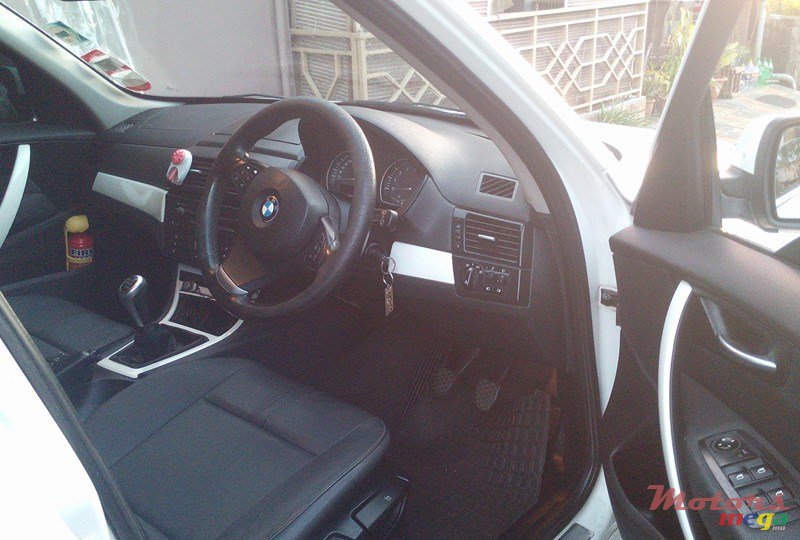 2008' BMW X3 2.5L si MANUAL photo #4