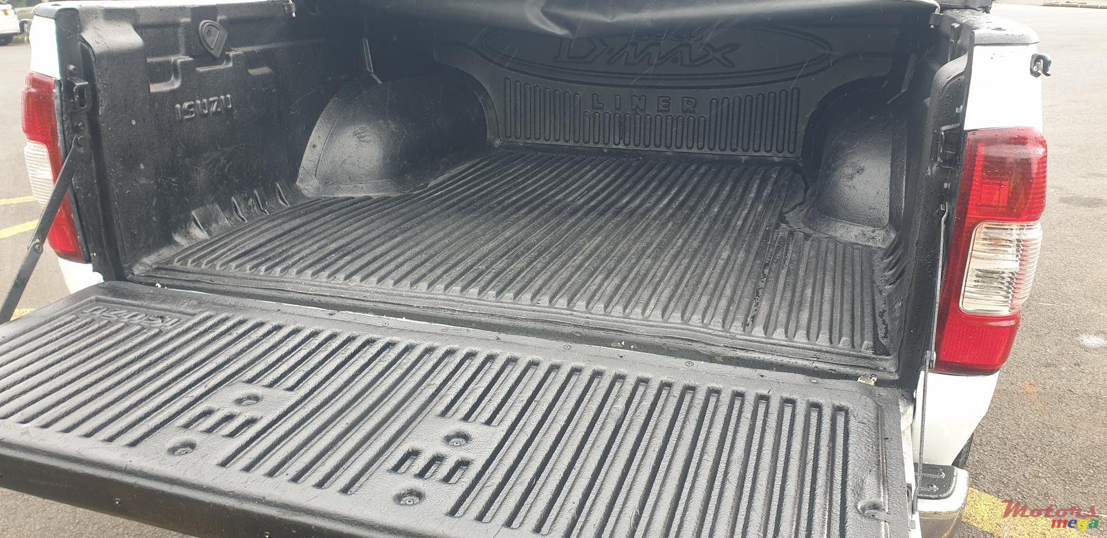 2006' Isuzu D-Max LS photo #7