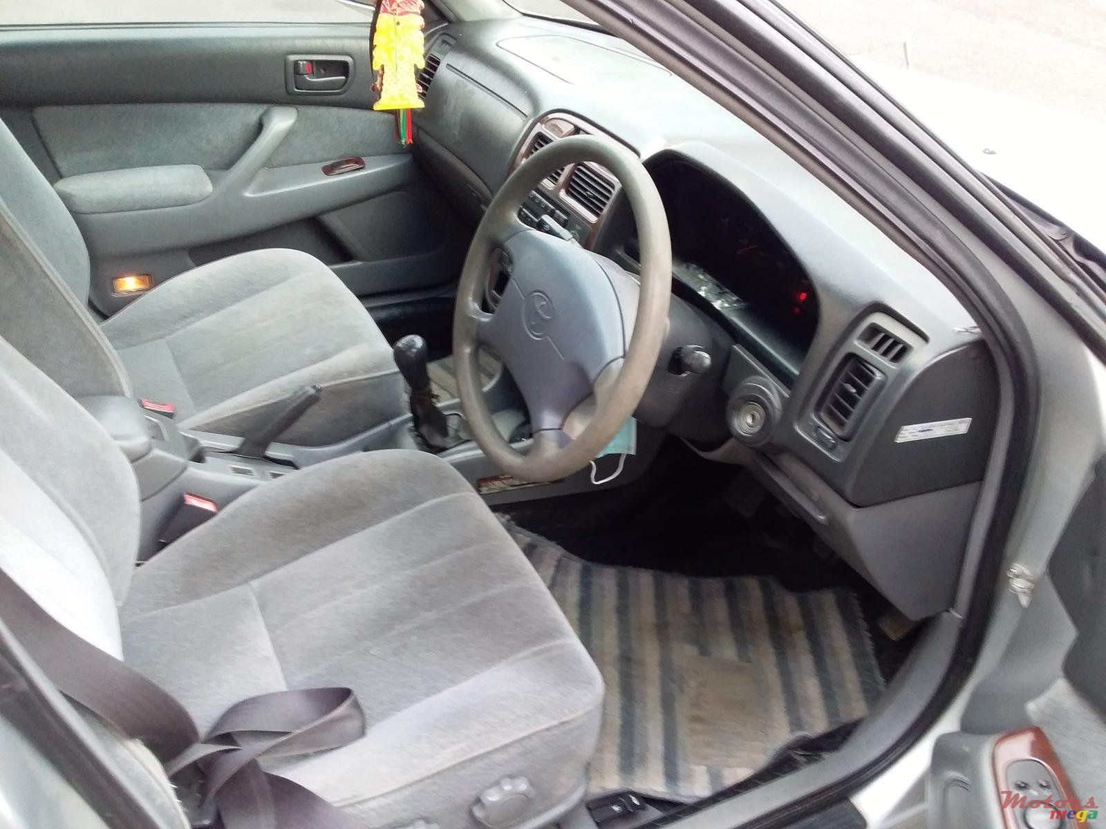 1997' Toyota Camry photo #3