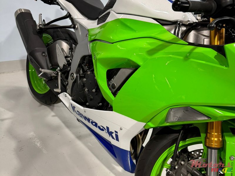 2024' Kawasaki Zx6r photo #2