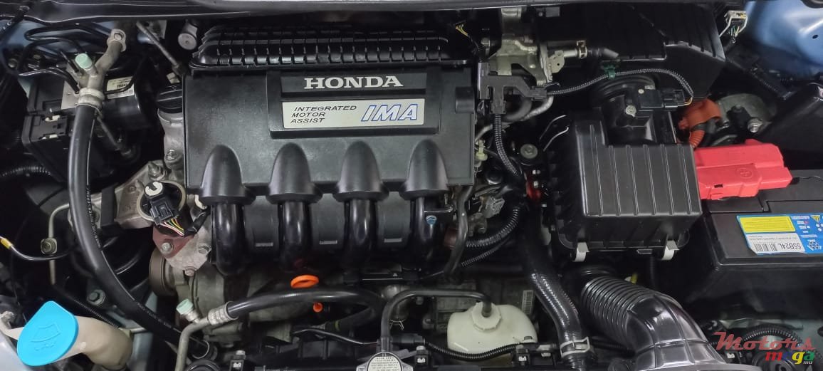 2010' Honda Insight USA photo #2