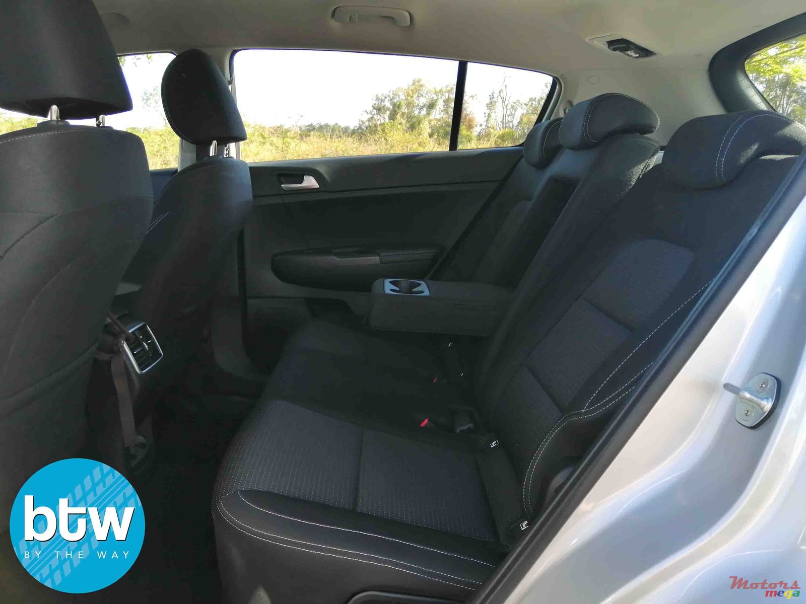 2019' Kia Sportage photo #4