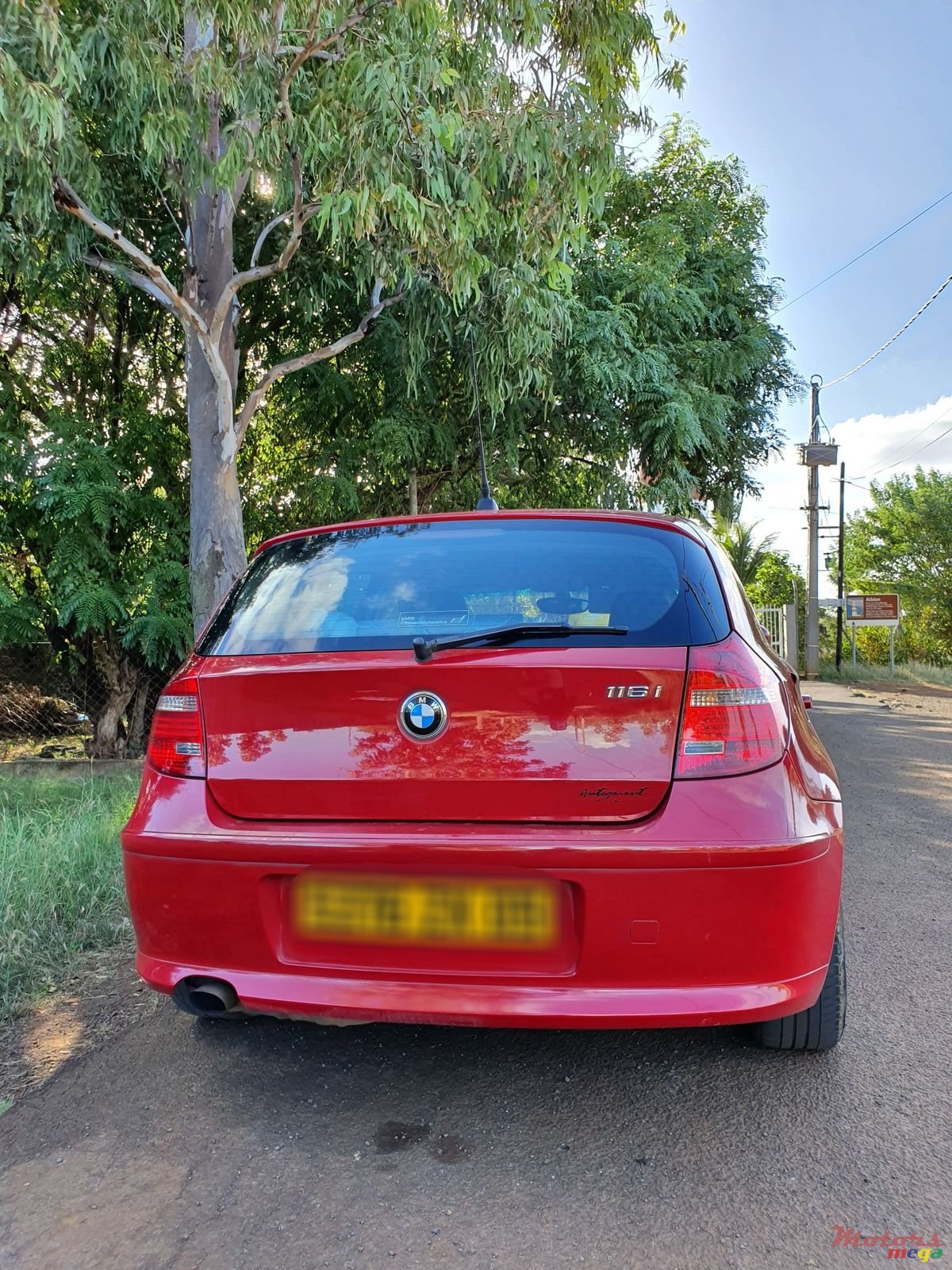 2009' BMW 116 photo #4