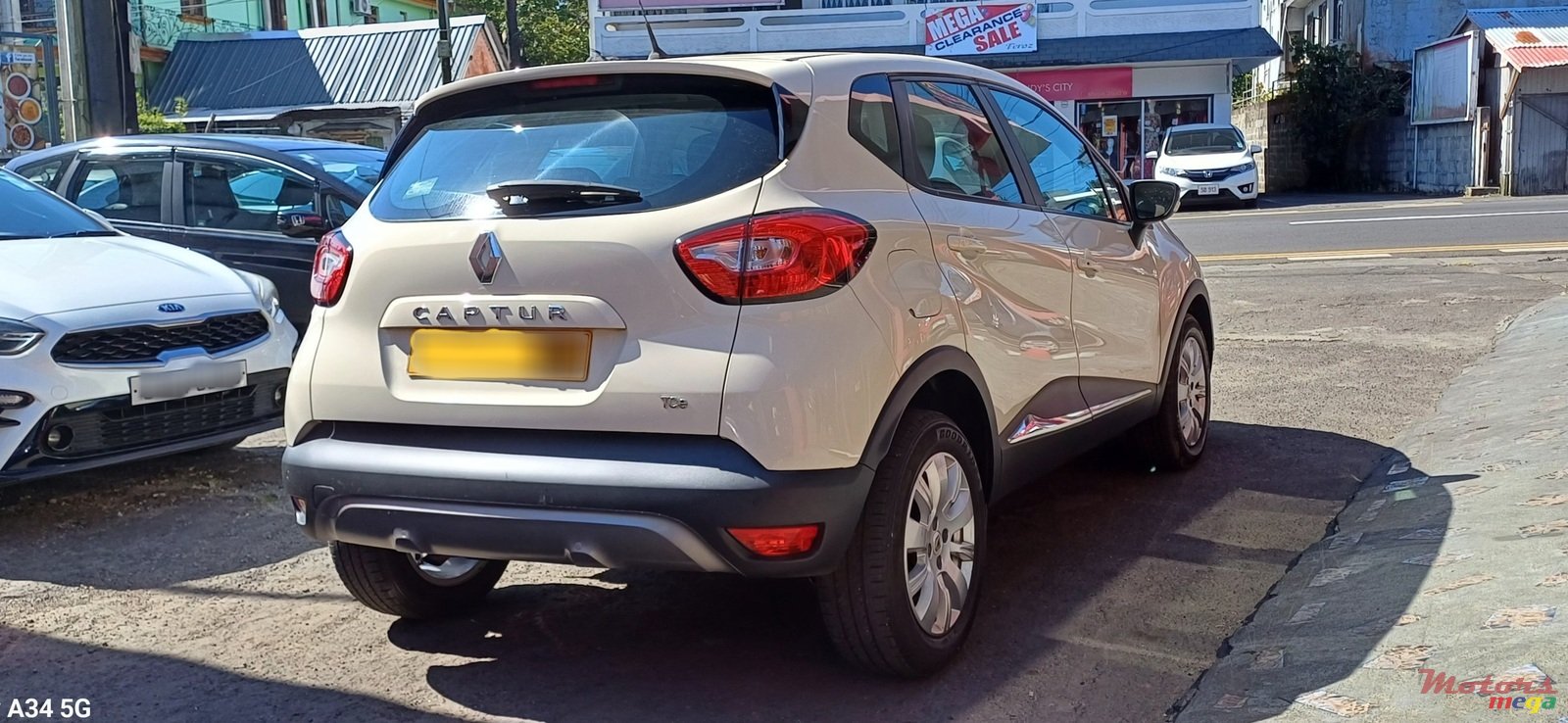 2016' Renault Captur photo #4