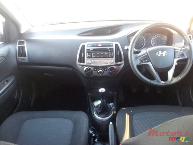 2014' Hyundai i20 photo #4