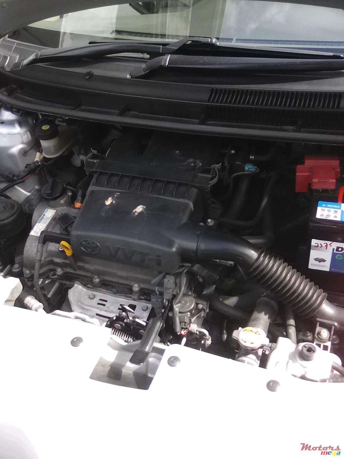 2009' Toyota Belta photo #3