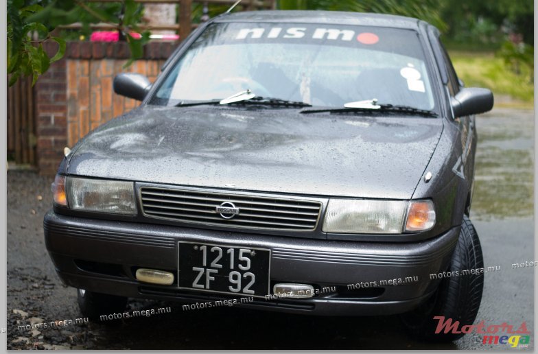 1992' Nissan photo #2