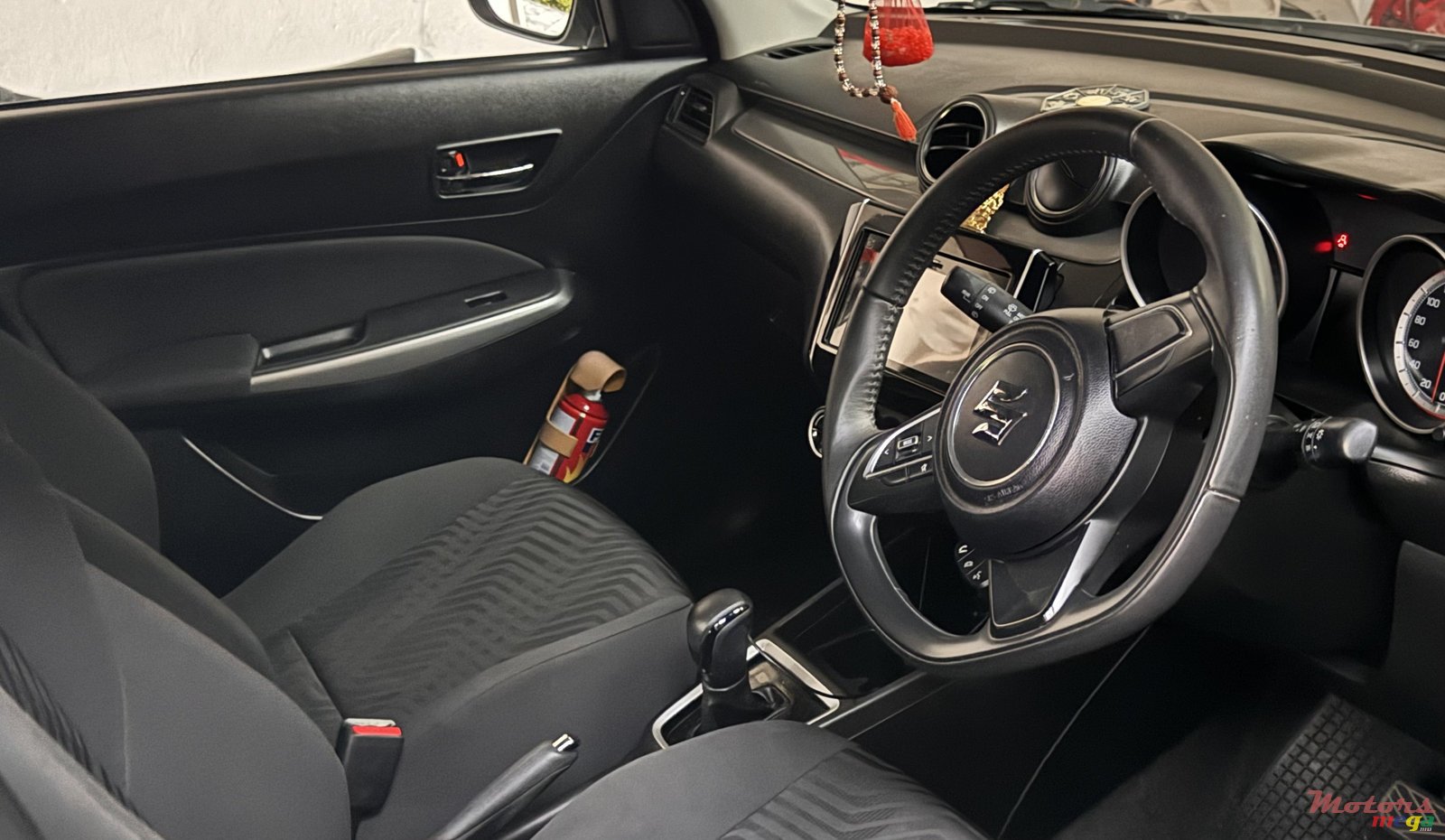 2020' Suzuki Swift photo #3