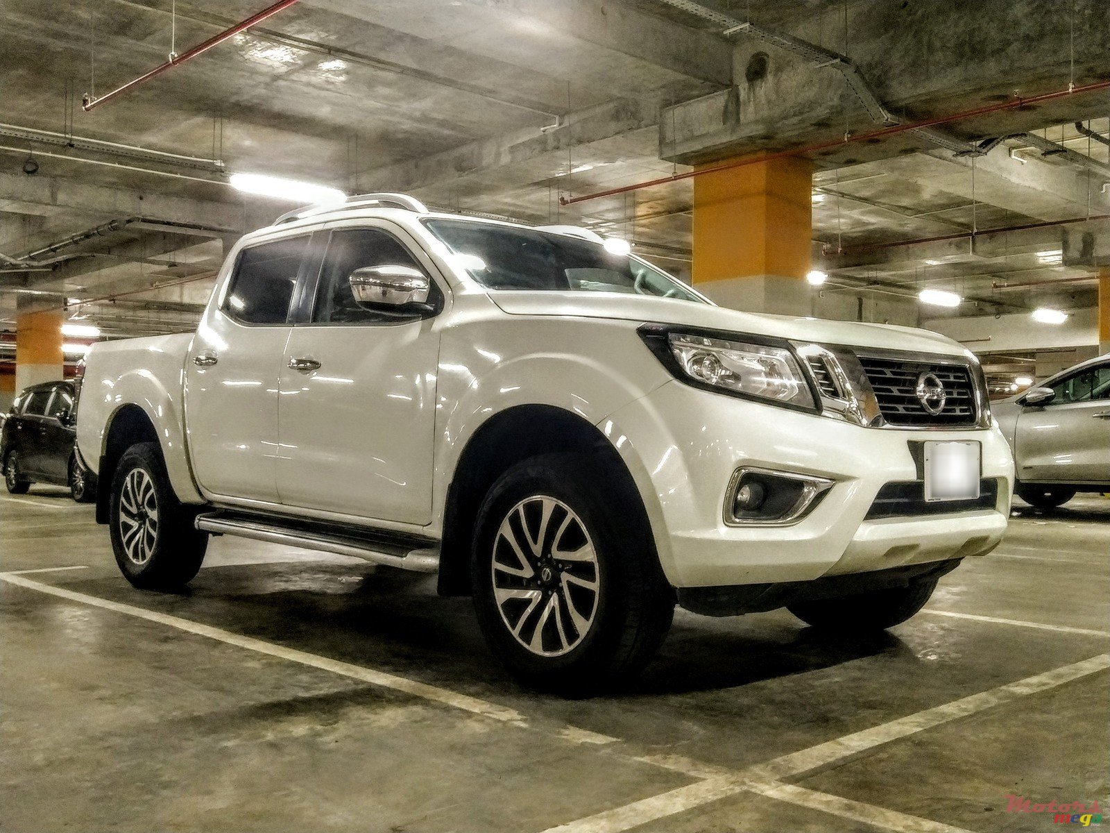 2017' Nissan Navara 4*4 photo #2