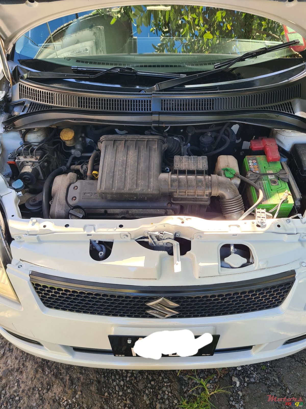 2009' Suzuki Swift photo #2