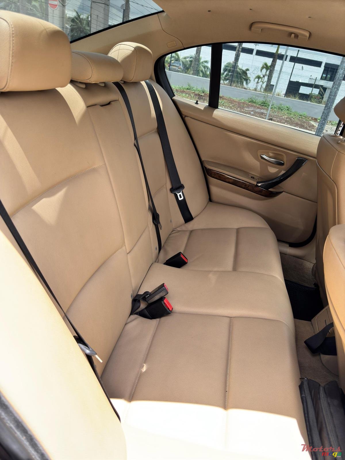 2008' BMW 316 photo #5