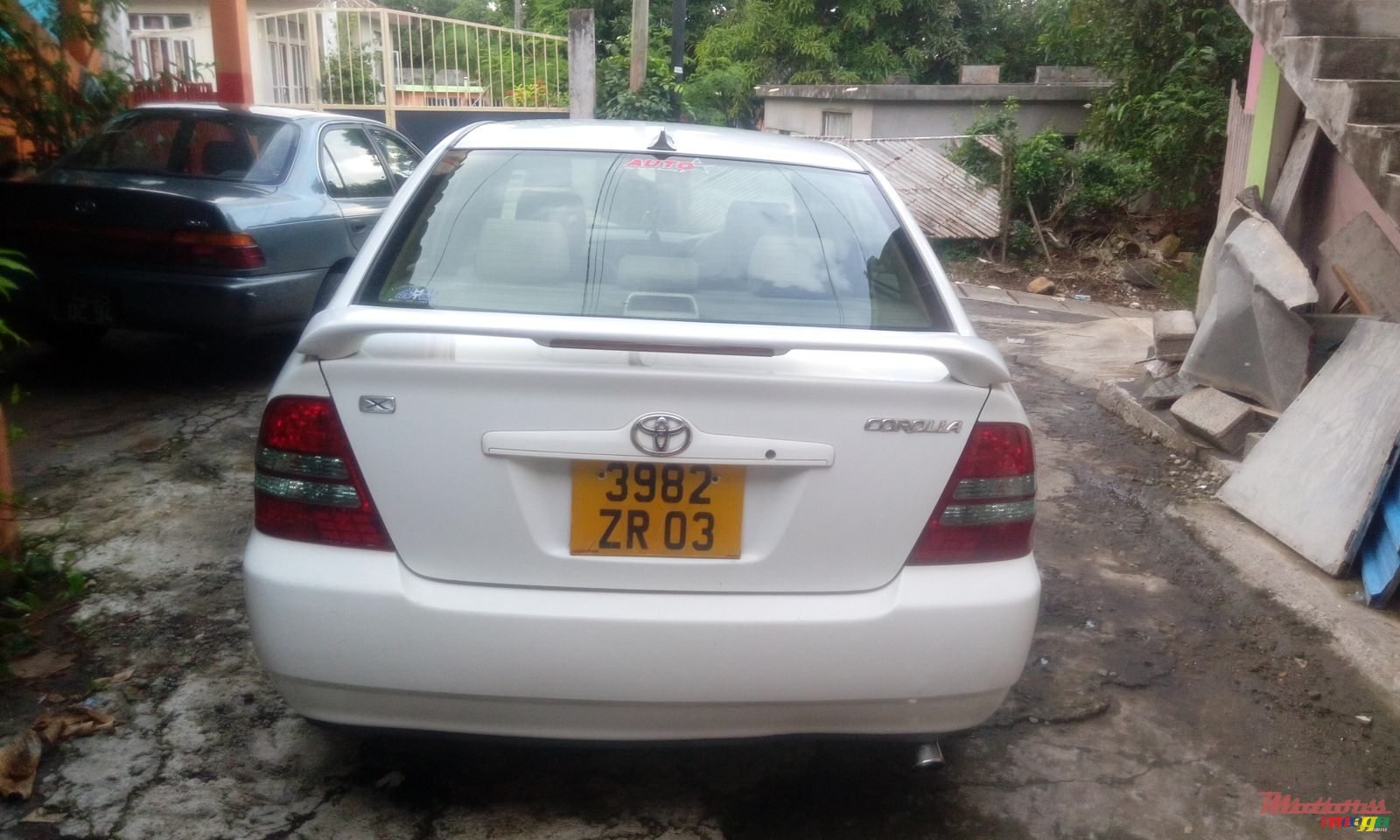 2003' Toyota Corolla NZE GRADE X, JAPAN photo #2