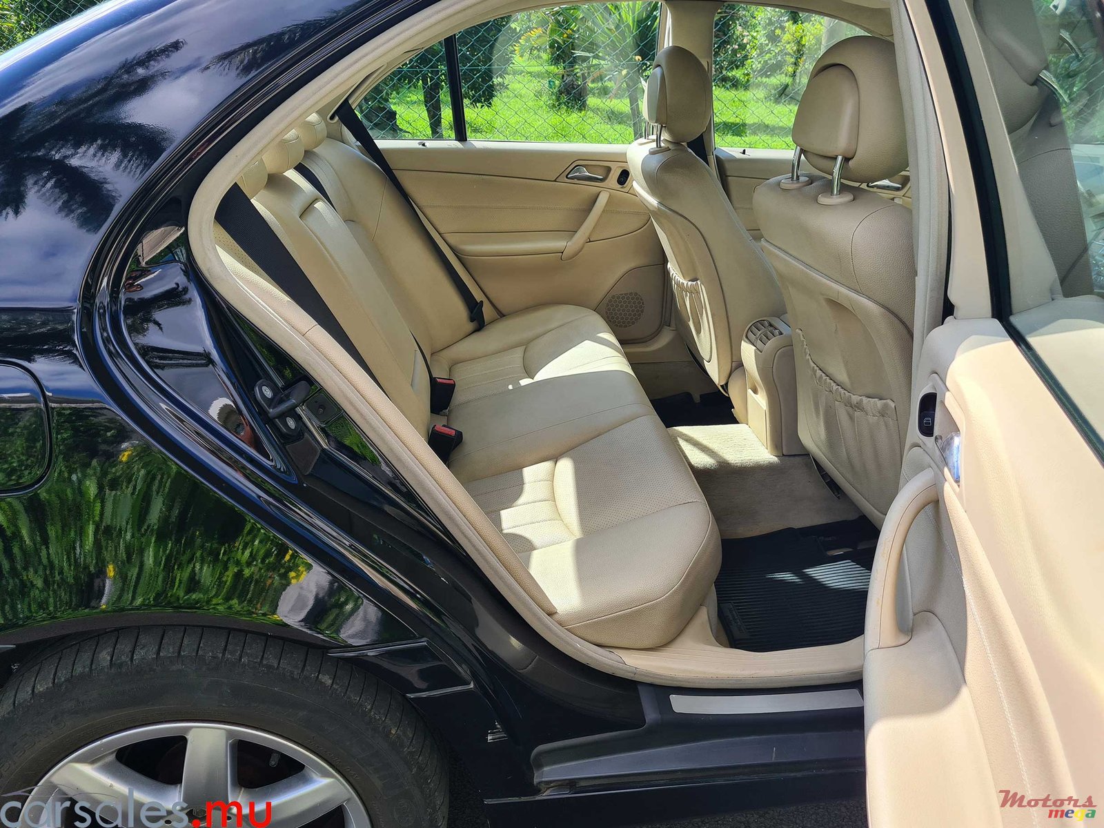 2005' Mercedes-Benz C 180 Kompressor Classic photo #6