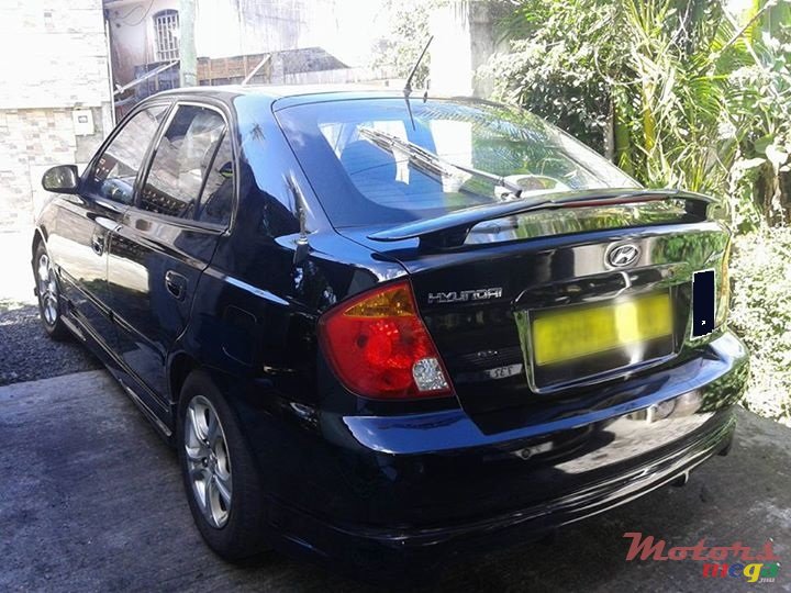 2005' Hyundai Accent photo #2